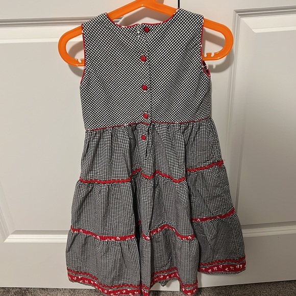 Dress for kids 6y never wear look new - Picture 3 of 7